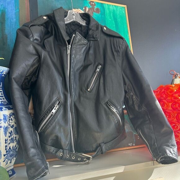Vintage Black Leather Jacket - Picture 15 of 16